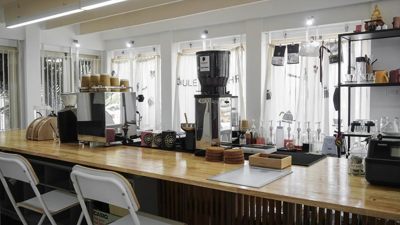 Loogchoob Homestay Bangkok Extérieur photo