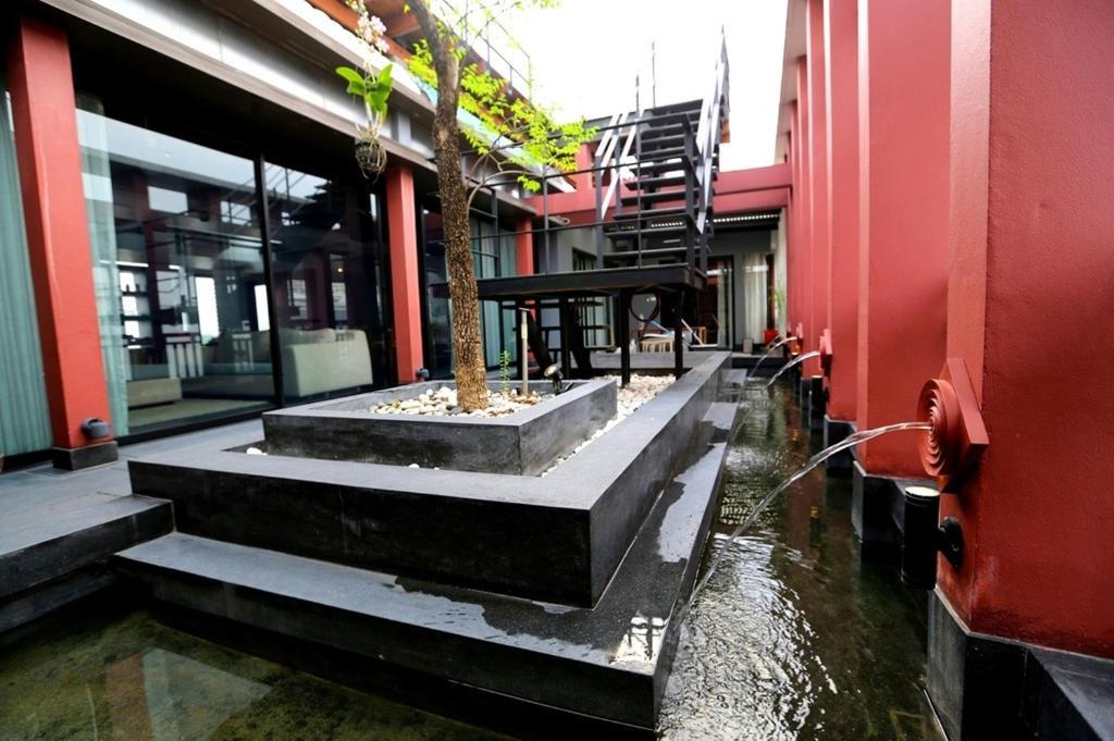 Loogchoob Homestay Bangkok Extérieur photo